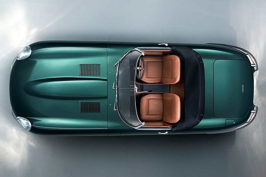  вверх вид Jaguar Classic E-Type Commemorative